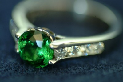 Cynthia Renee Custom Jewelry Design Celtic Knots Tsavorite Garnet Palladium Ring Topview