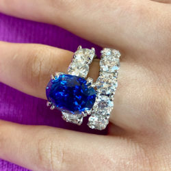 "Bright Baby Blue" - Cynthia Renée Full Custom Design ring. featuring a 11.42 carat Blue Sapphire.