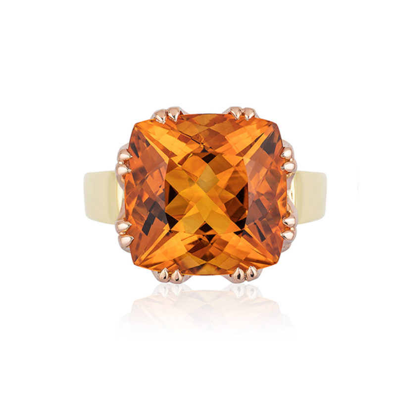This "Trellis" ring features a 5.0 carats Citrine (10.4 mm cushion-cut) set in 18 karat rose gold basket with 18 karat yellow gold shank
